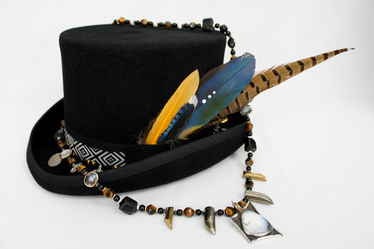 Black Wool Top Hat – The Ringmaster of Your Extraordinary Life